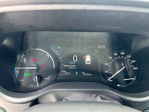 Used 2025 Toyota Sienna LE FWD image 16