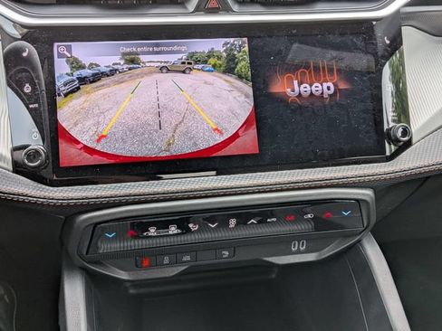 New 2026 Jeep Cherokee Limited AWD/4WD image 25