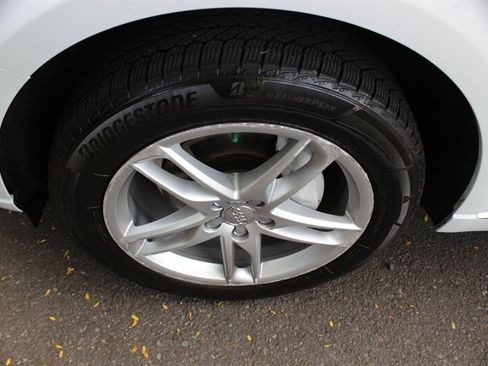 Used 2015 Audi Q5 2.0T Premium Plus w/ Technology Package AWD/4WD image 20