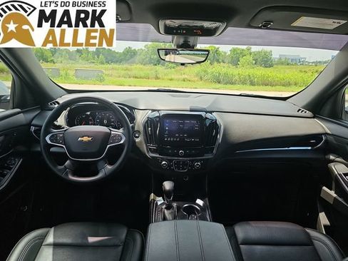 Used 2024 Chevrolet Traverse High Country FWD image 19