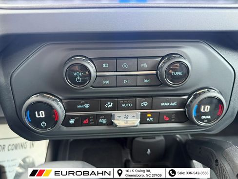 Used 2025 Ford Bronco Raptor AWD/4WD image 18