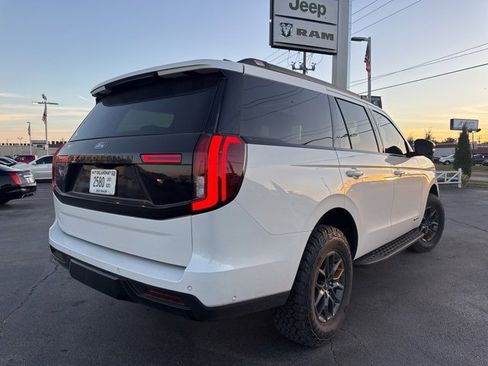 Used 2025 Ford Expedition Tremor image 21