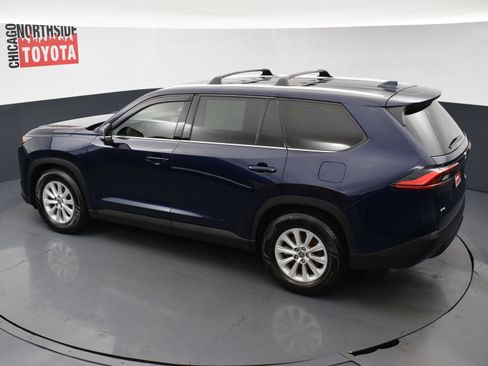 Used 2024 Toyota Grand Highlander AWD image 22
