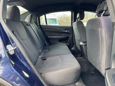 Used 2014 Chrysler 200 LX image 17