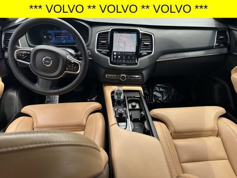 Used 2024 Volvo XC90 B6 Ultimate w/ Protection Package Premier AWD/4WD image 16