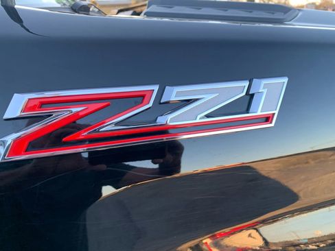 Used 2021 Chevrolet Silverado 2500 LT w/ Texas Edition image 8