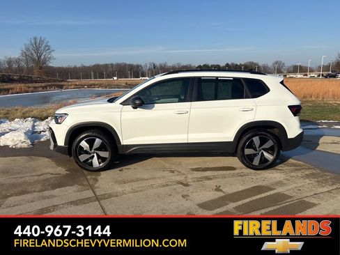 Used 2025 Volkswagen Taos S image 6