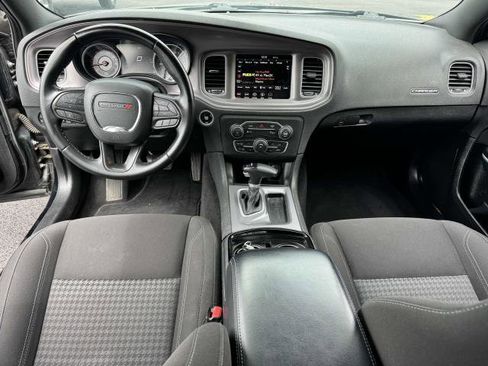 Used 2023 Dodge Charger SXT image 6