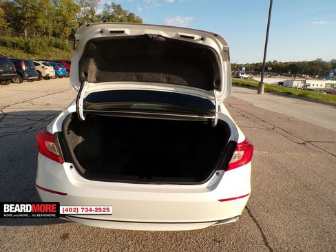 Used 2019 Honda Accord EX image 12