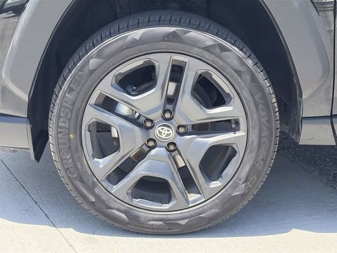 Used 2024 Toyota RAV4 Adventure AWD/4WD image 10