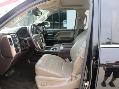 Used 2015 GMC Sierra 1500 Denali w/ Driver Alert Package AWD/4WD image 7