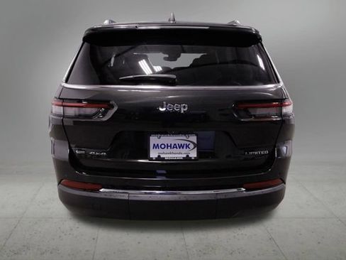 Used 2022 Jeep Grand Cherokee L Limited image 4
