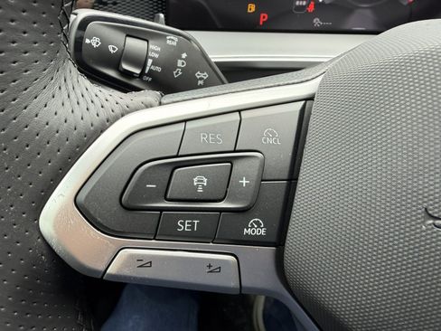 New 2026 Volkswagen Tiguan SE R-Line AWD/4WD image 15