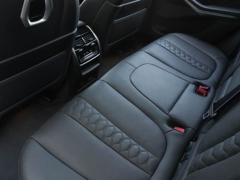 Used 2024 BMW X5 M Competition w/ Executive Package AWD/4WD image 32