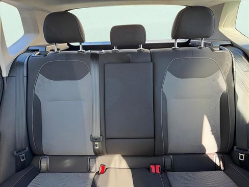 Used 2024 Volkswagen Taos S image 18