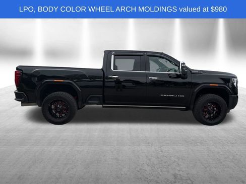 Used 2024 GMC Sierra 3500 Denali Ultimate AWD/4WD image 7