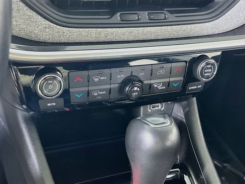 Used 2022 Jeep Compass Latitude w/ Convenience Group AWD/4WD image 15