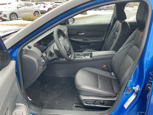 New 2026 Nissan Sentra SR w/ SR Premium Package FWD image 11