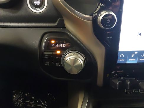 Used 2022 RAM 1500 Laramie image 21