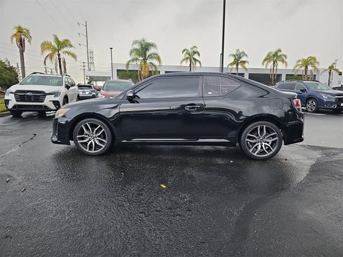 Used 2015 Scion tC image 4