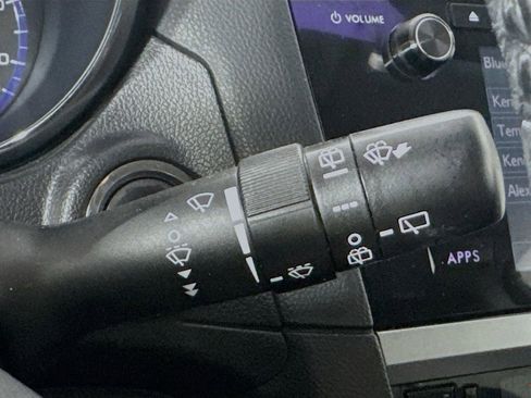 Used 2016 Subaru Outback 2.5i Limited image 13