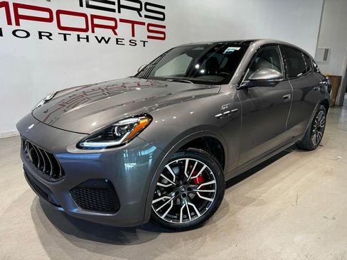 Used 2023 Maserati Grecale GT AWD/4WD image 2
