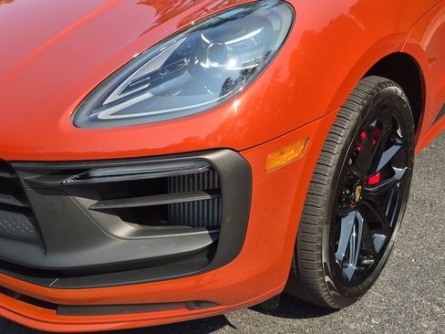 Certified 2023 Porsche Macan GTS AWD/4WD image 28