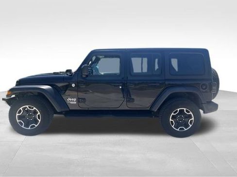 Used 2018 Jeep Wrangler Unlimited Sport S AWD/4WD image 6