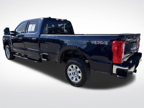 Used 2024 Ford F250 XLT image 3