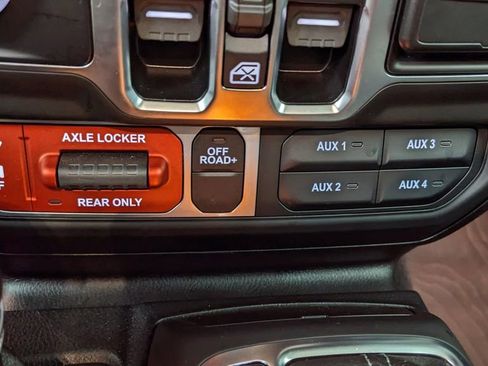 Used 2025 Jeep Wrangler Unlimited Sport S 4xe AWD/4WD image 29