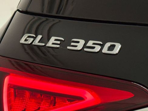 Used 2021 Mercedes-Benz GLE 350 4MATIC w/ Premium Package image 20