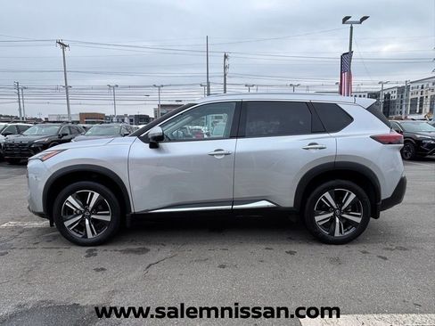 Used 2023 Nissan Rogue SL image 6