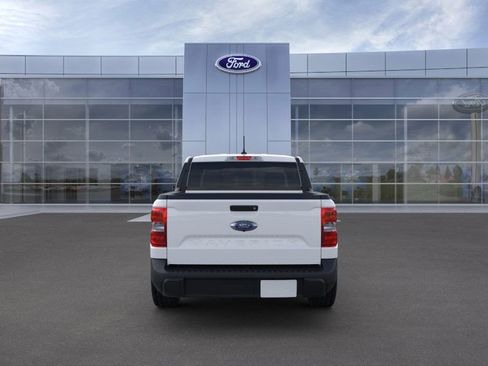 New 2024 Ford Maverick XL image 5