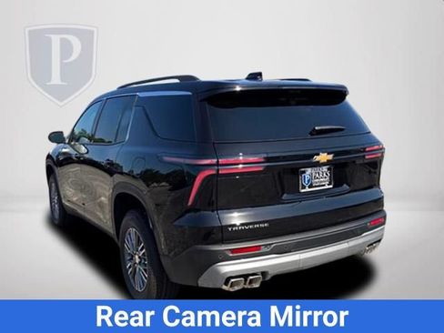 New 2026 Chevrolet Traverse LT w/ Driver Confidence Package FWD image 9
