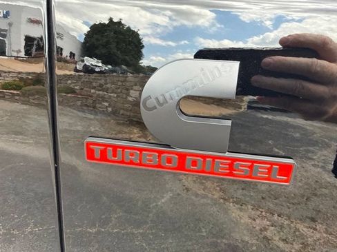 New 2026 RAM 3500 Laramie AWD/4WD image 11