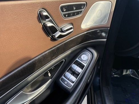 Used 2019 Mercedes-Benz S 560 4MATIC image 11