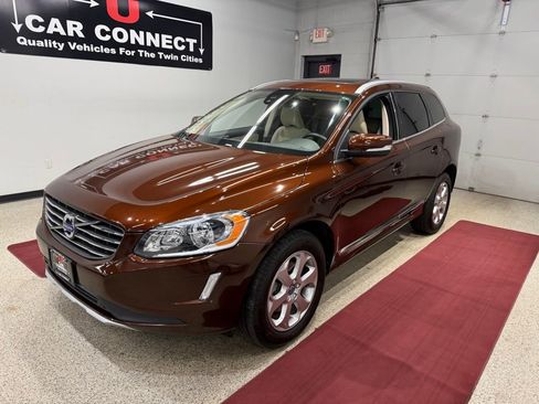 Used 2016 Volvo XC60 T5 Premier image 3