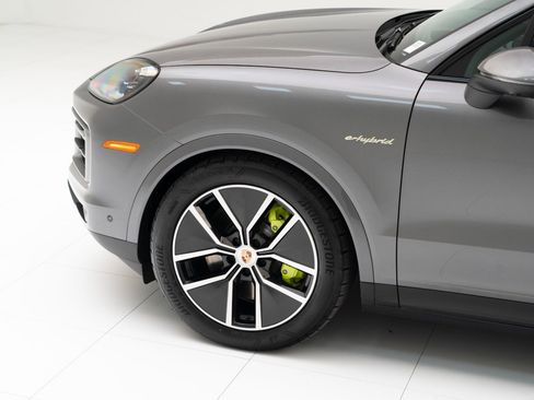 New 2026 Porsche Cayenne E-Hybrid image 11