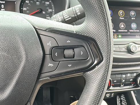 Used 2023 Chevrolet TrailBlazer LT FWD image 17