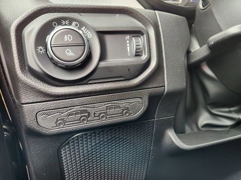 New 2026 Jeep Gladiator Sport image 25