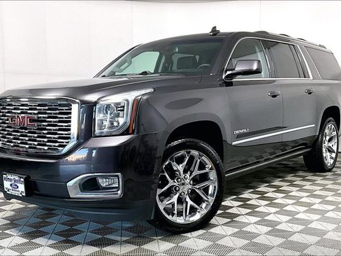 Used 2018 GMC Yukon XL Denali w/ Open Road Package image 2