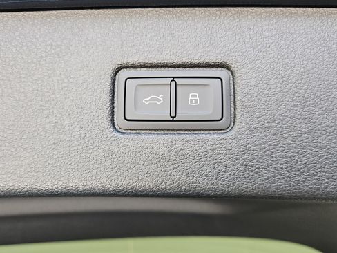 New 2026 Audi Q7 3.0T Prestige AWD/4WD image 11