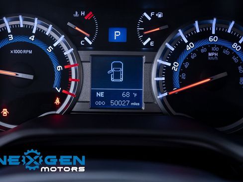 Used 2019 Toyota 4Runner TRD Off-Road Premium image 9