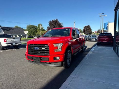 Used 2017 Ford F150 XL w/ Equipment Group 101A Mid AWD/4WD image 6
