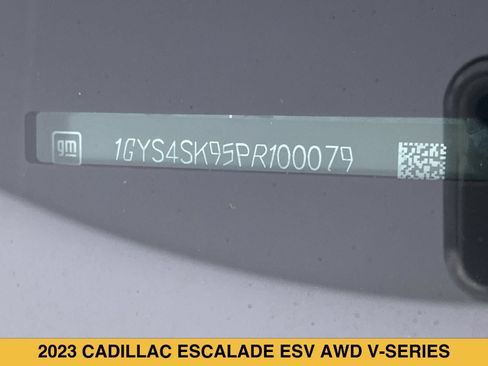 Certified 2023 Cadillac Escalade ESV V AWD/4WD image 18