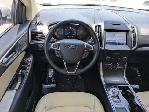 Used 2019 Ford Edge SEL w/ Equipment Group 201A FWD image 15