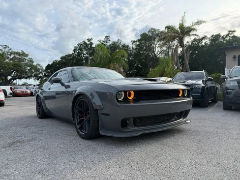 Used 2019 Dodge Challenger R/T Scat Pack w/ Widebody Package RWD image 5