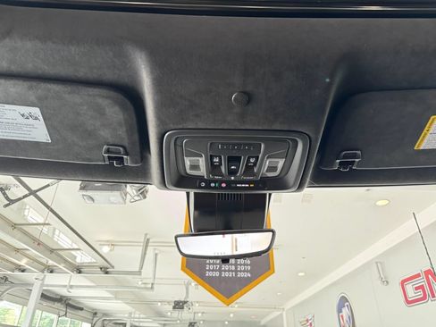 Certified 2024 GMC Sierra 2500 Denali Ultimate w/ Snow Plow Prep/Camper Package AWD/4WD image 27