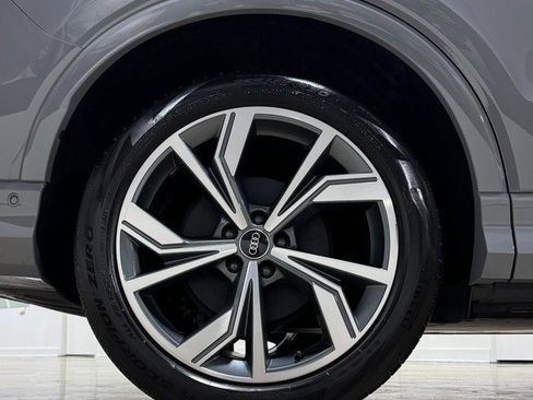 Used 2024 Audi Q4 e-tron Premium Plus AWD/4WD image 15