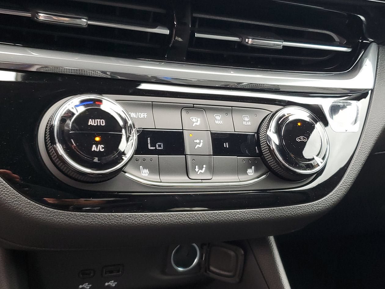 New 2026 Buick Envista Sport Touring w/ Convenience I Package FWD image 22